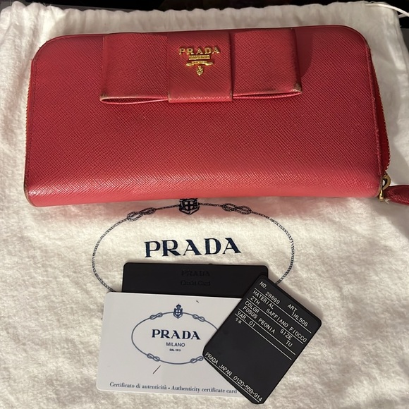 Prada Ribbon Wallet Authentic w/ COA & Dust bag Saffiano Leather Zip Around - Picture 7 of 8